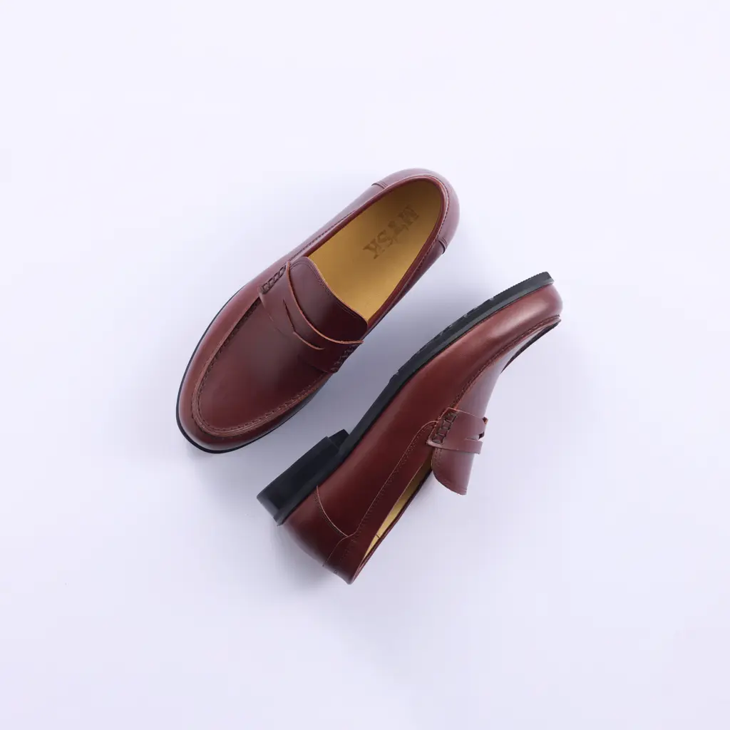 男生樂福鞋推薦 - MTSK 經典便士樂福鞋（側面）